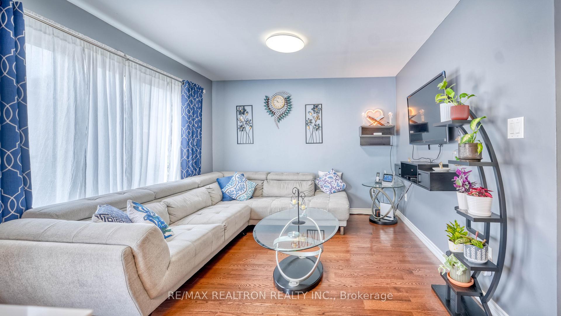 Photo 20 of 1843 Liatris Drive, Pickering, Duffin Heights — HOMEH