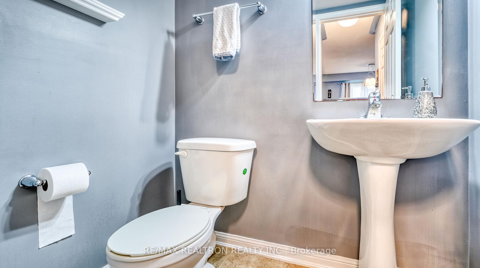 Photo 21 of 1843 Liatris Drive, Pickering, Duffin Heights — HOMEH