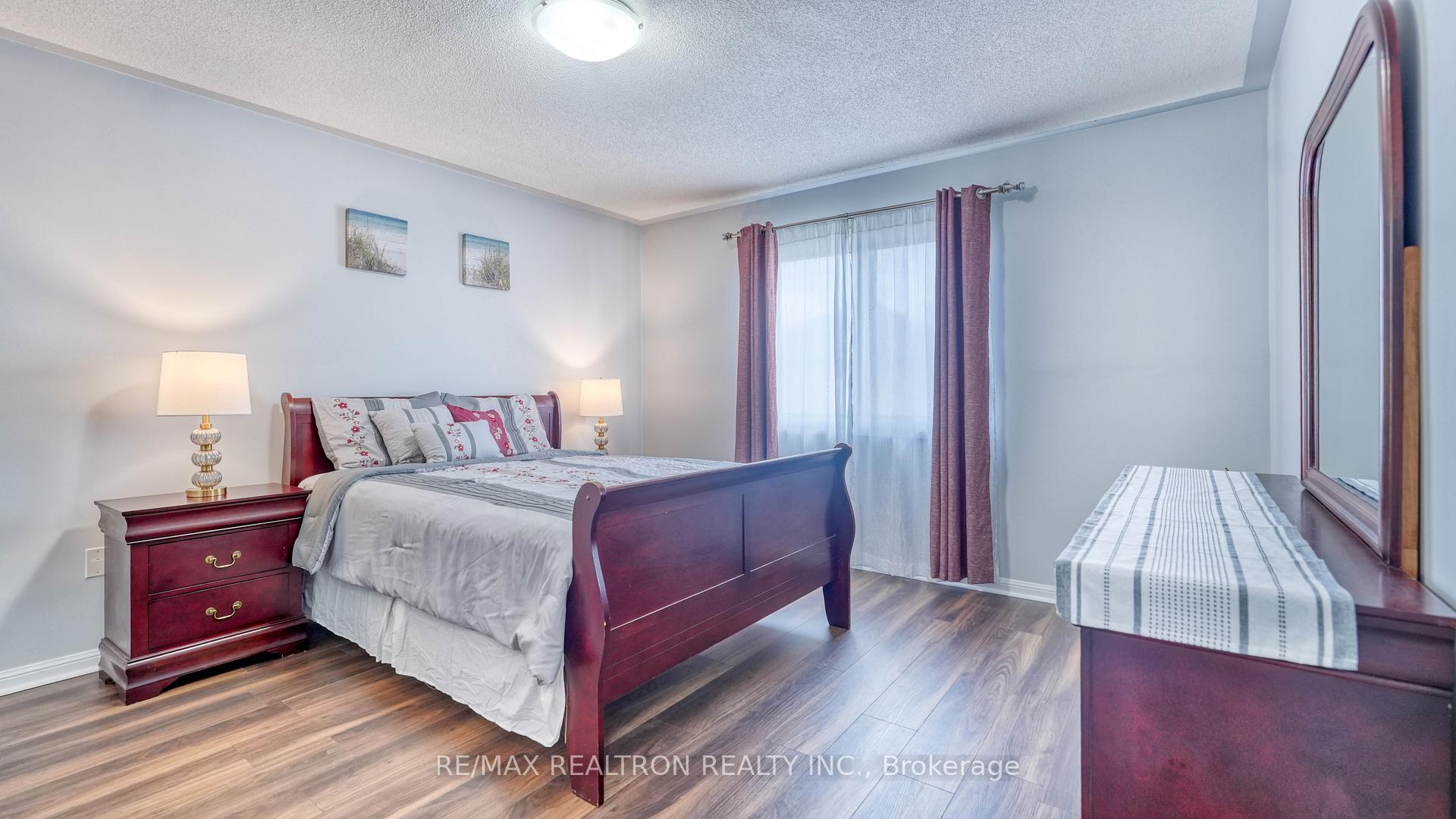 Photo 23 of 1843 Liatris Drive, Pickering, Duffin Heights — HOMEH