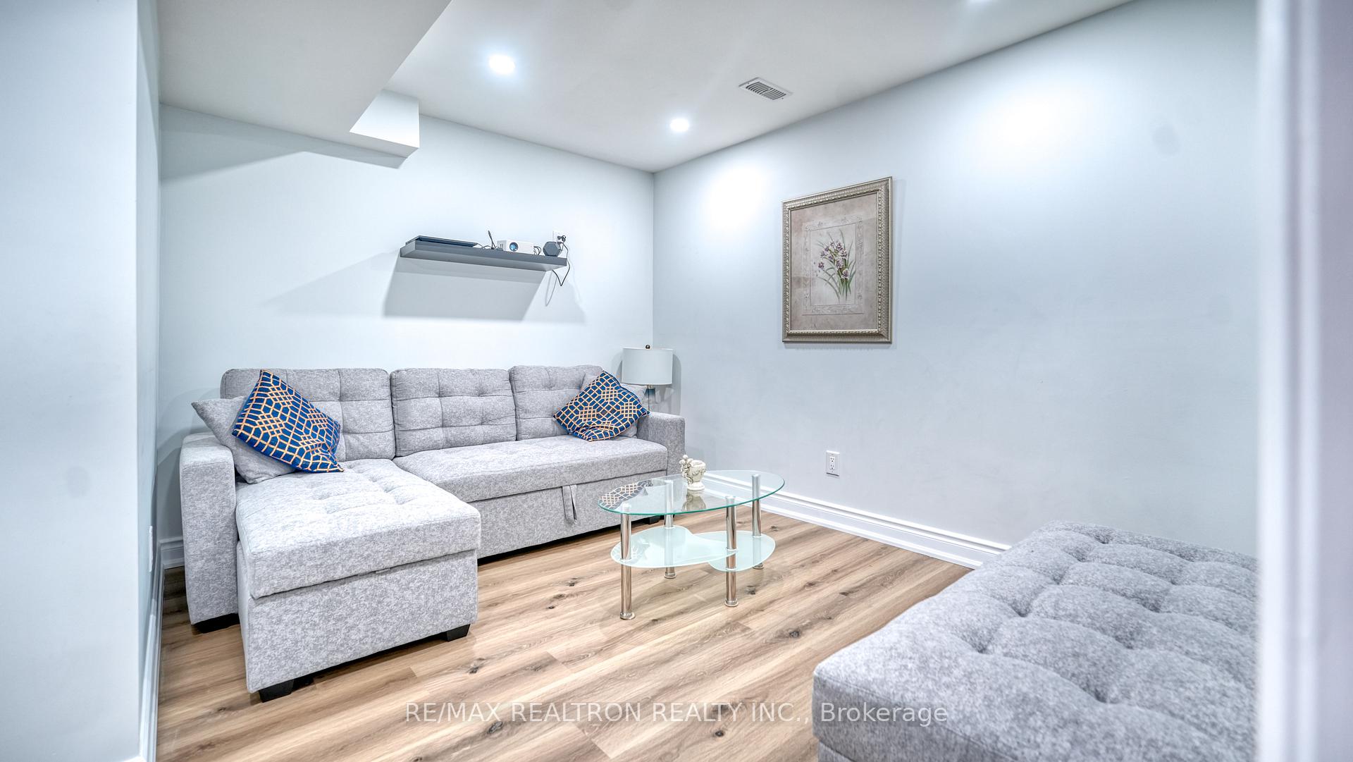 Photo 33 of 1843 Liatris Drive, Pickering, Duffin Heights — HOMEH