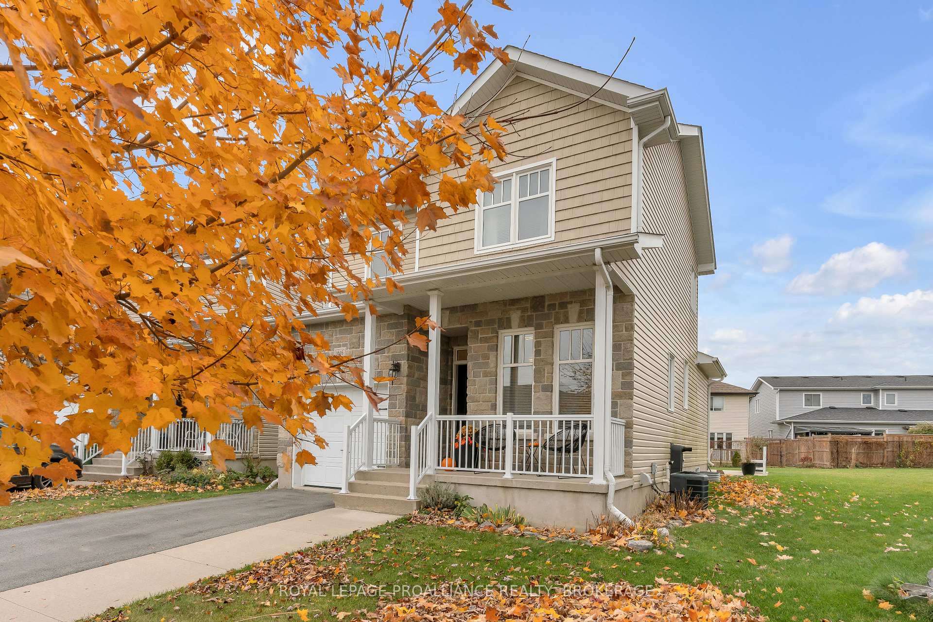 Photo 2 of 1616 Crimson Crescent, Kingston, City Northwest — HOMEH