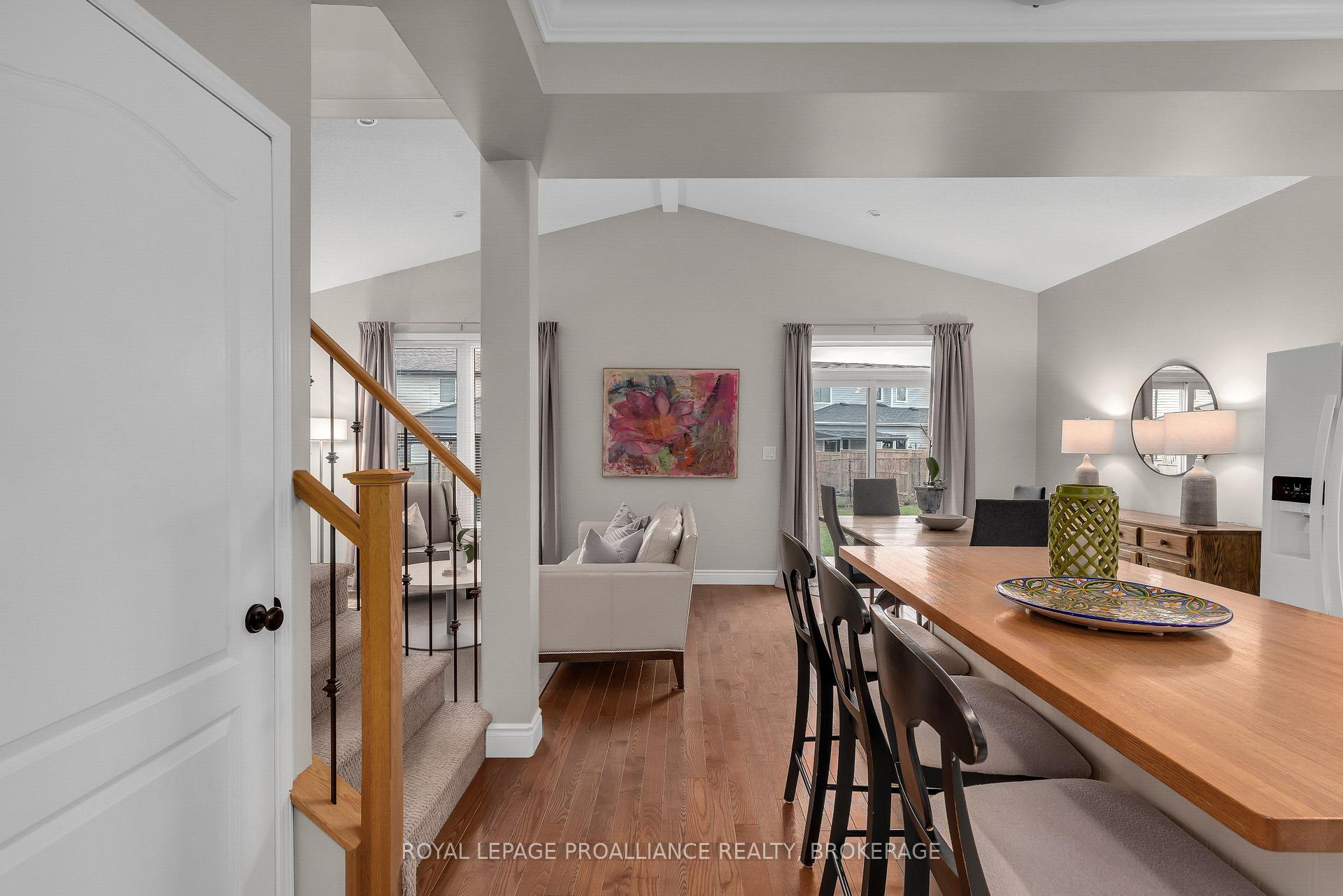 Photo 14 of 1616 Crimson Crescent, Kingston, City Northwest — HOMEH