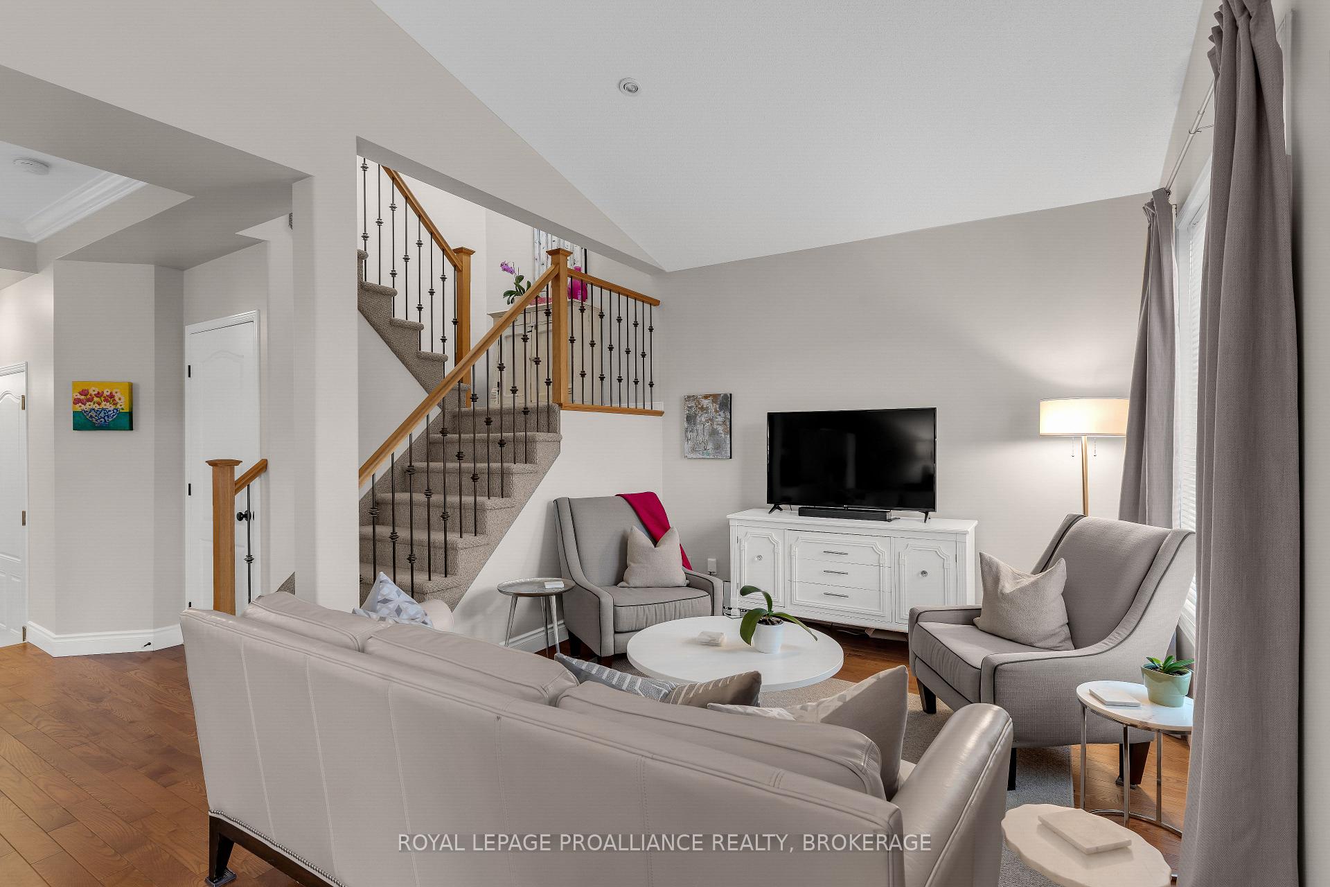 Photo 15 of 1616 Crimson Crescent, Kingston, City Northwest — HOMEH