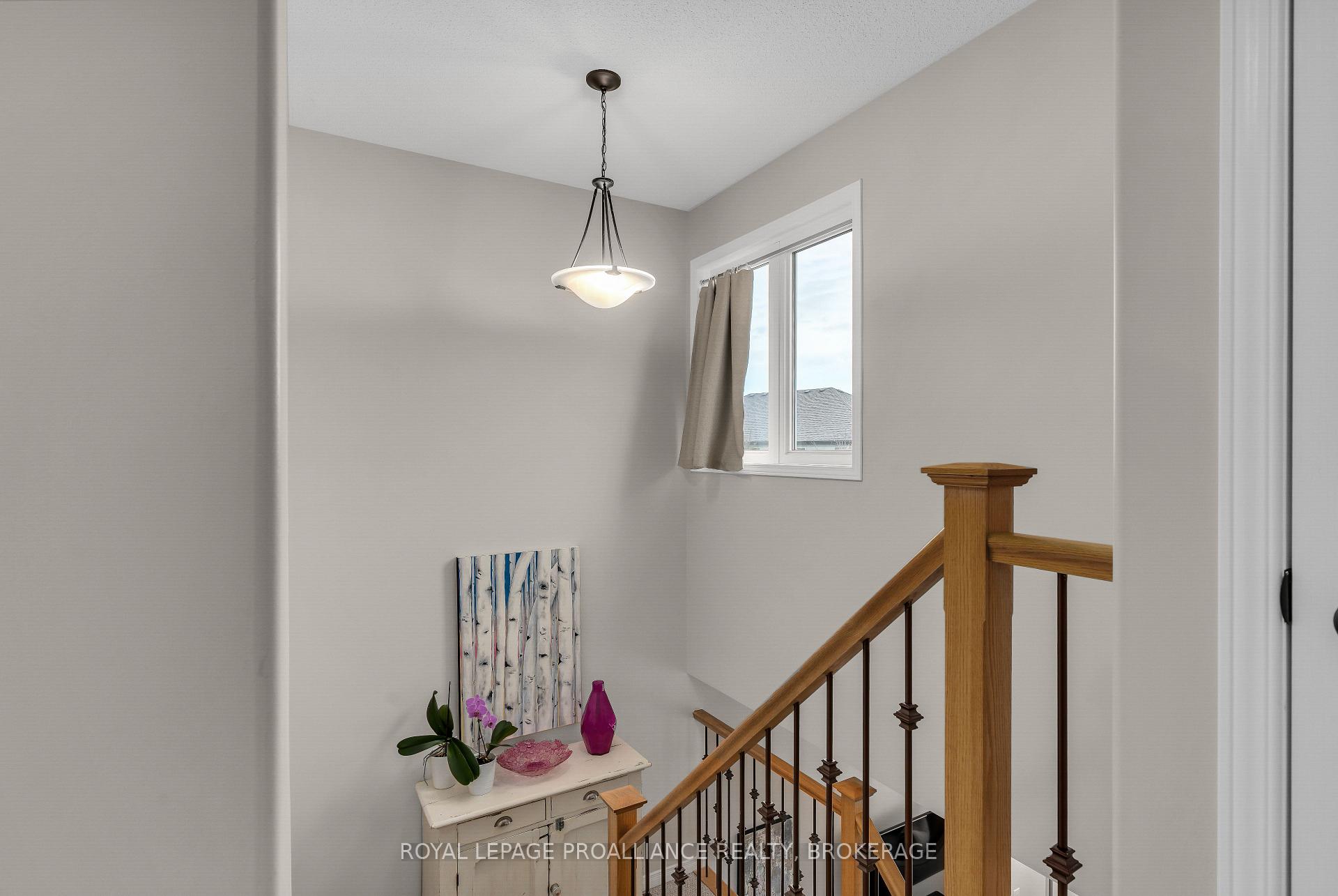 Photo 20 of 1616 Crimson Crescent, Kingston, City Northwest — HOMEH