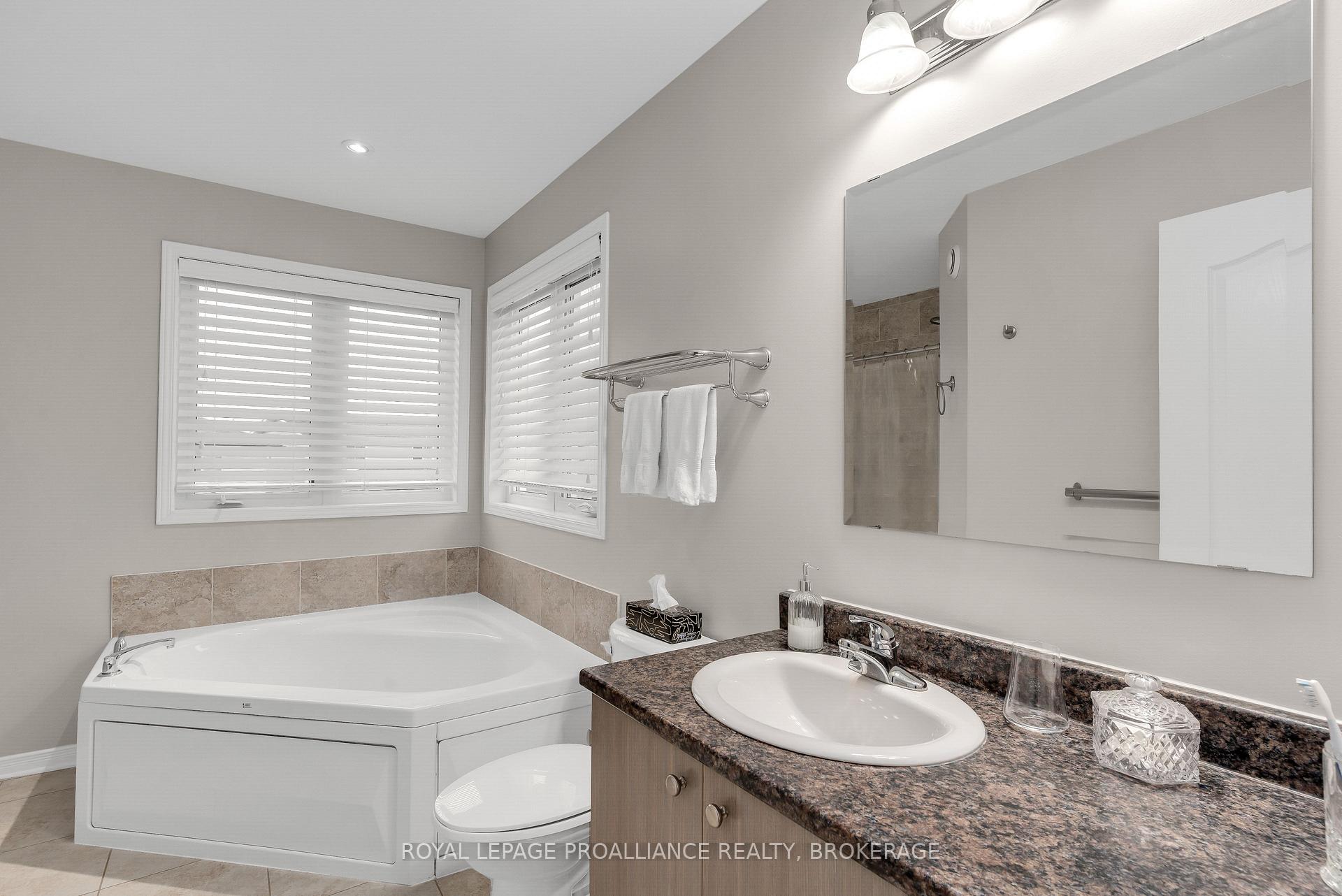 Photo 24 of 1616 Crimson Crescent, Kingston, City Northwest — HOMEH