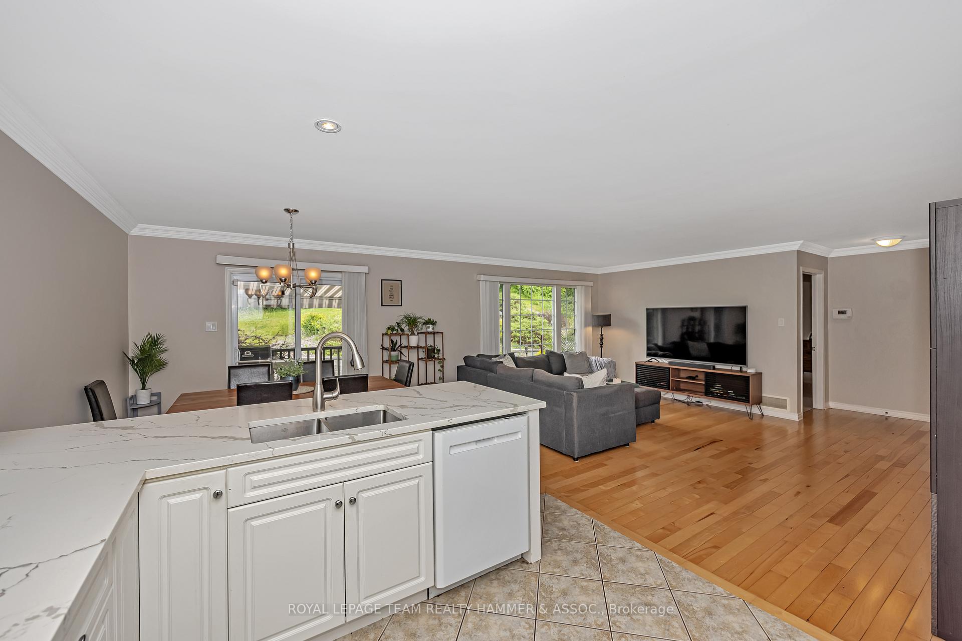 Photo 10 of 166 Haramis Drive, Renfrew — HOMEH