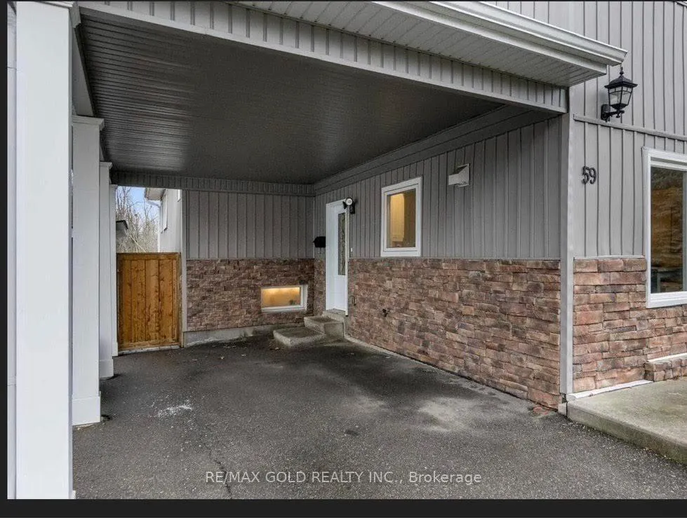 Photo 2 of 59 Royce Avenue, Brampton, Downtown Brampton — HOMEH