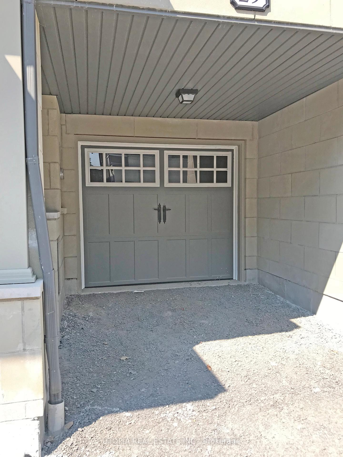 Photo 2 of Unit 29, 384 Arctic Red Drive, Oshawa, Windfields — HOMEH