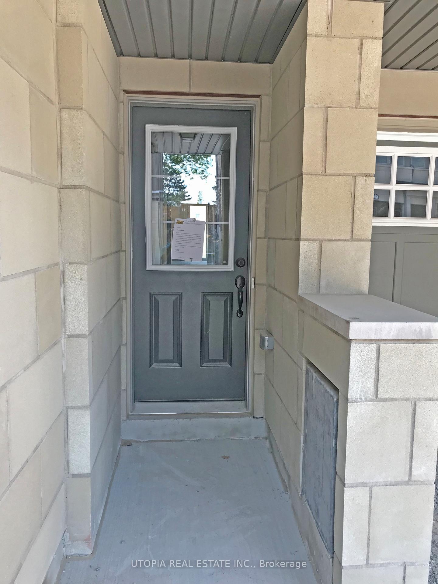 Photo 3 of Unit 29, 384 Arctic Red Drive, Oshawa, Windfields — HOMEH