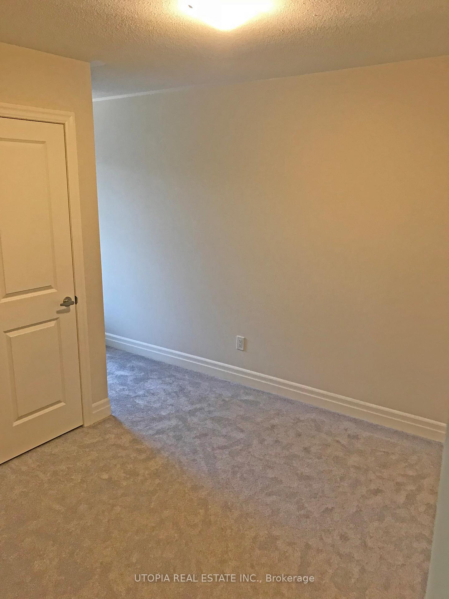 Photo 9 of Unit 29, 384 Arctic Red Drive, Oshawa, Windfields — HOMEH