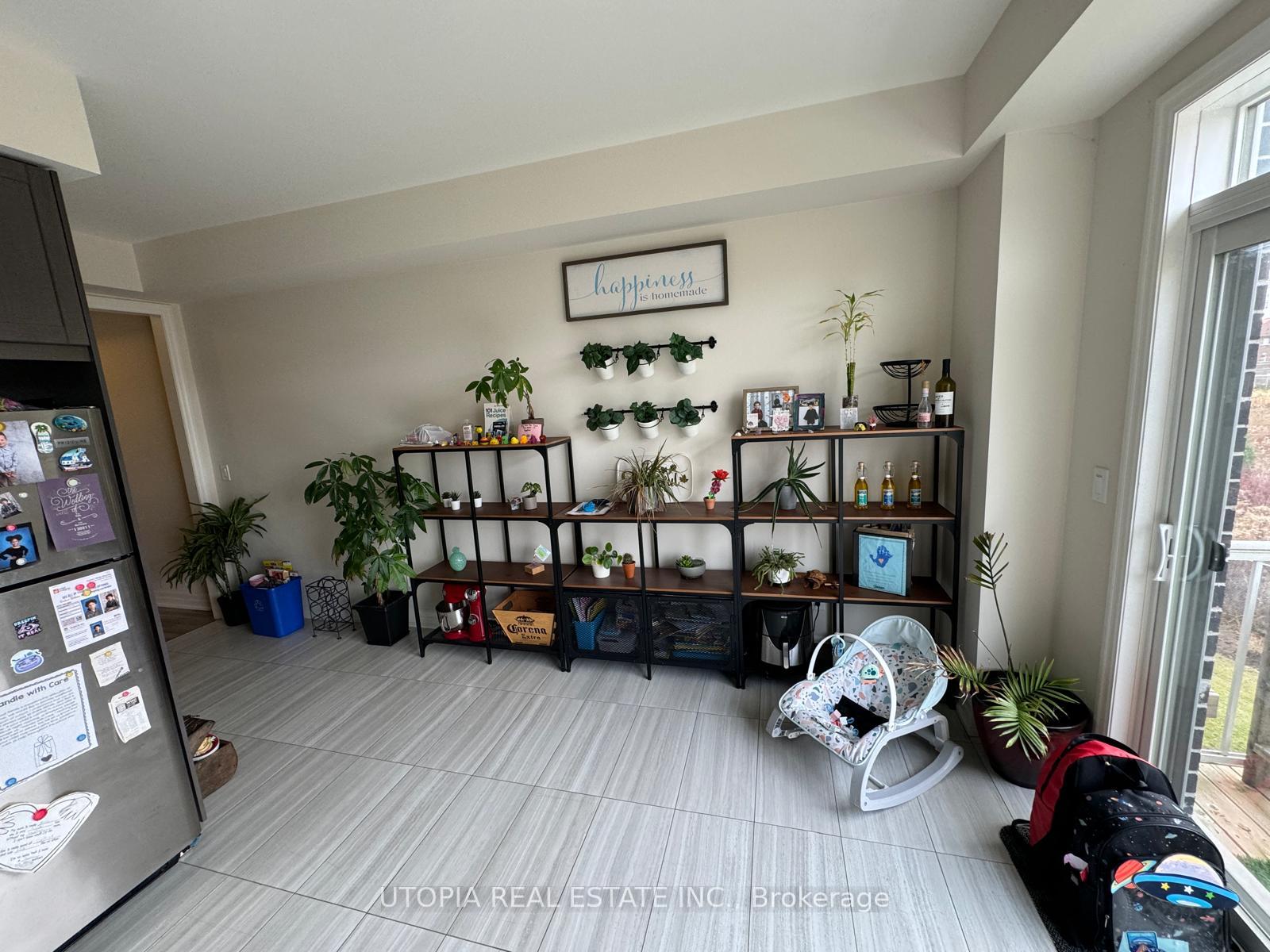 Photo 10 of Unit 29, 384 Arctic Red Drive, Oshawa, Windfields — HOMEH