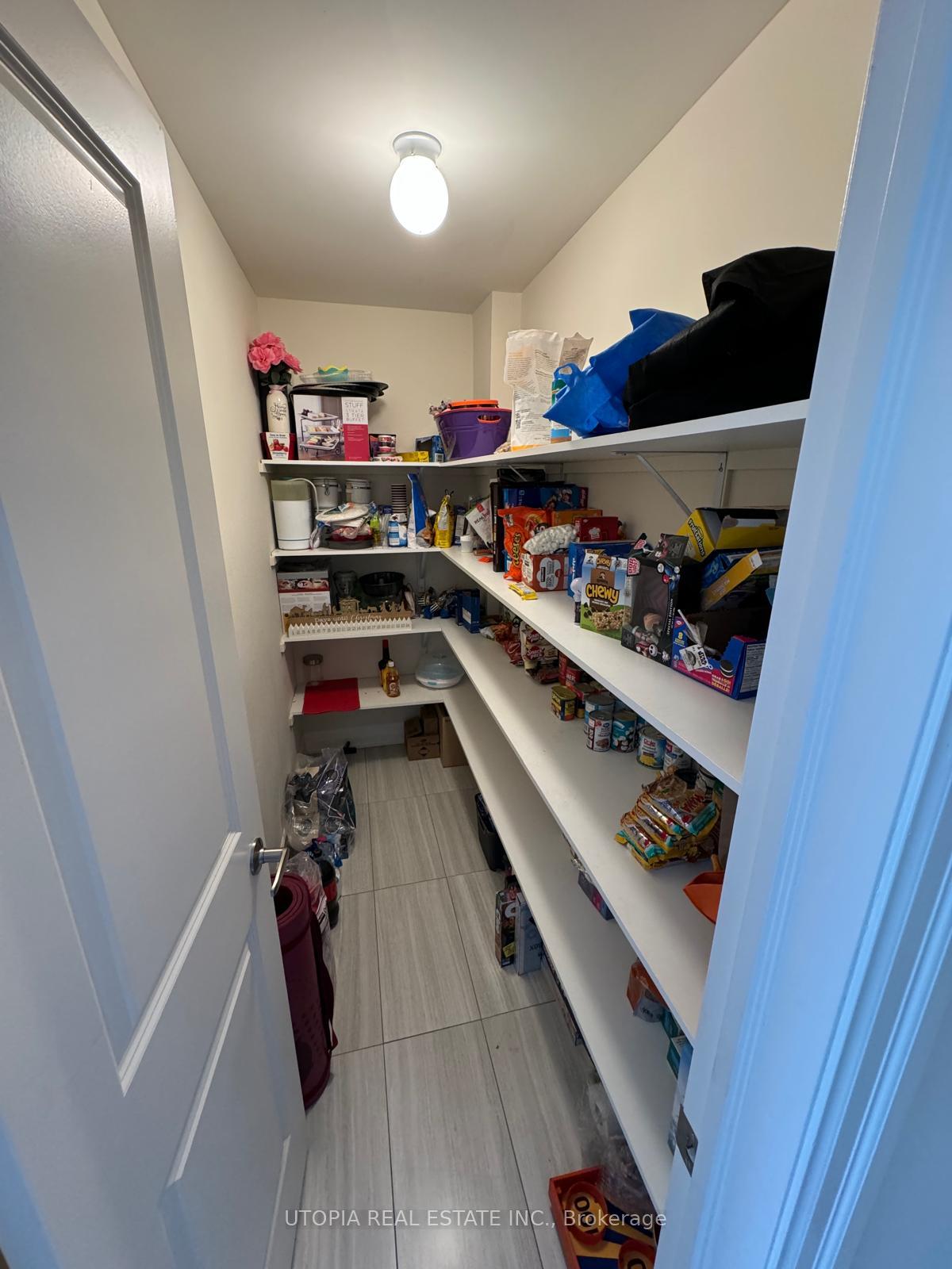 Photo 14 of Unit 29, 384 Arctic Red Drive, Oshawa, Windfields — HOMEH