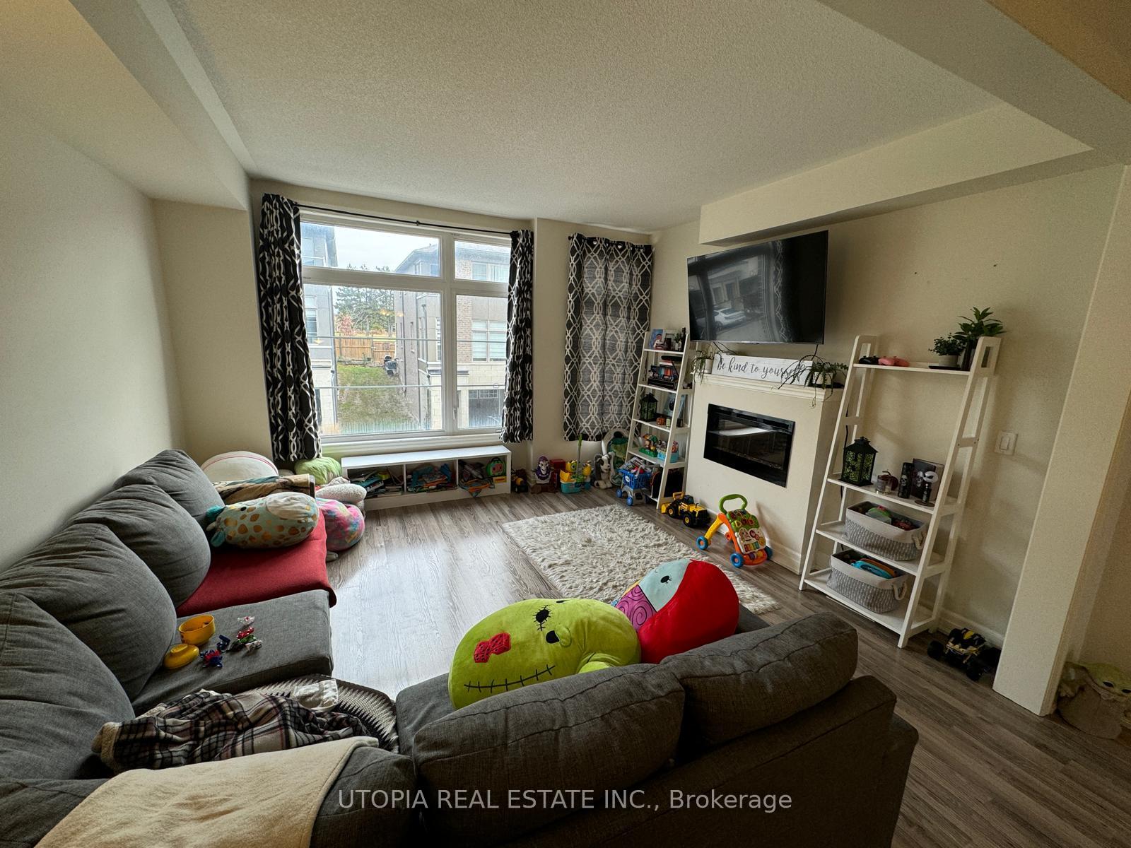 Photo 17 of Unit 29, 384 Arctic Red Drive, Oshawa, Windfields — HOMEH
