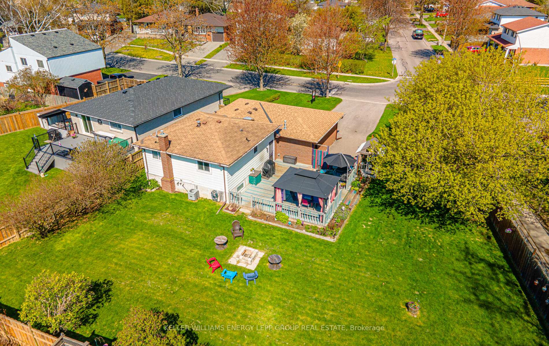 Photo 37 of 239 Quetico Avenue, Oshawa, Lakeview — HOMEH