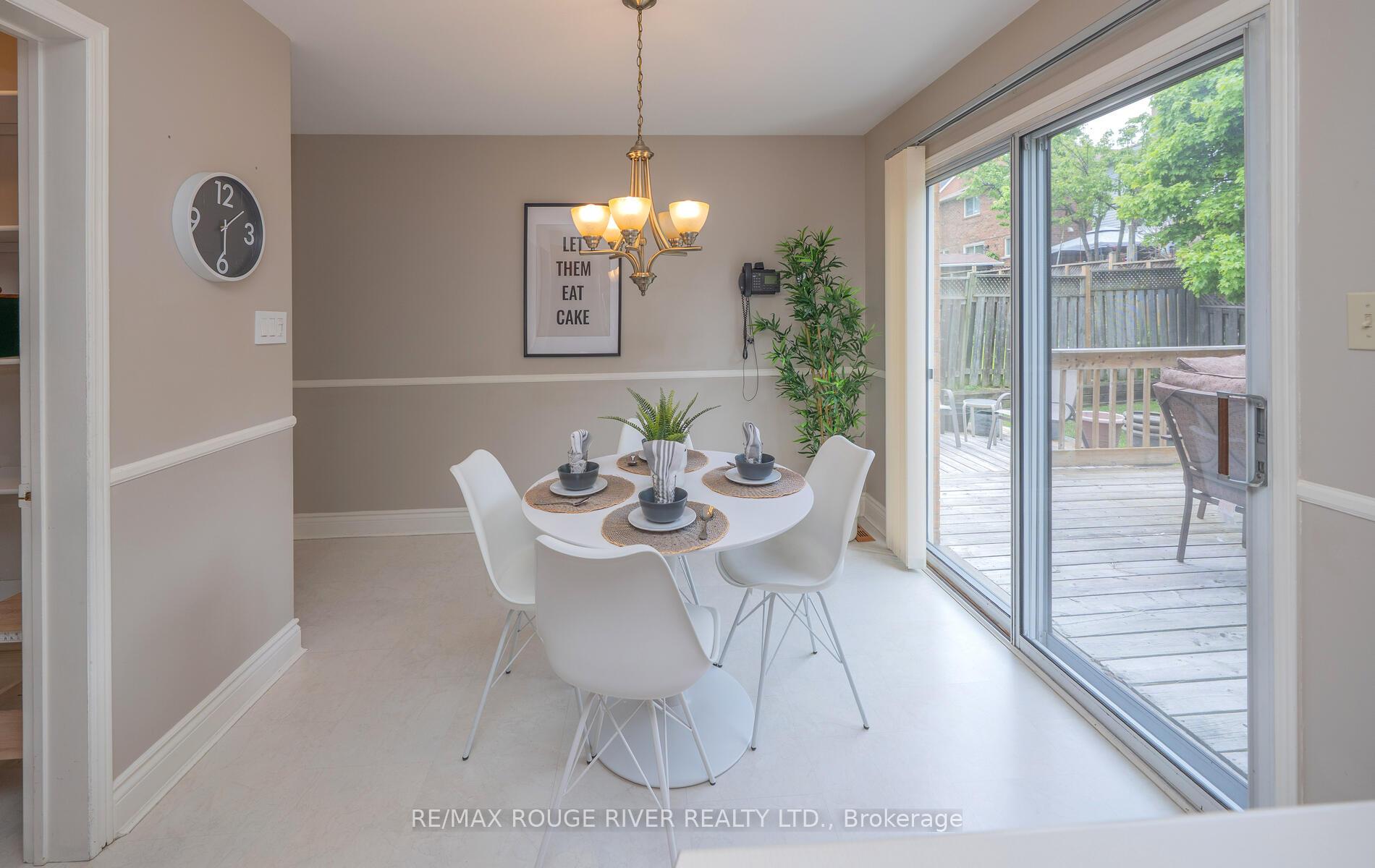 Photo 10 of 540 Lightfoot Place, Pickering, Woodlands — HOMEH