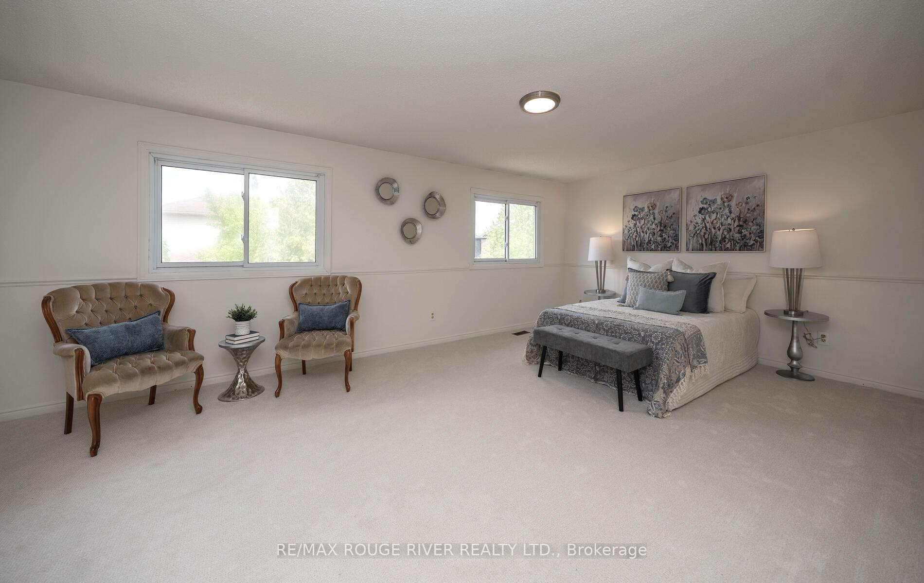 Photo 18 of 540 Lightfoot Place, Pickering, Woodlands — HOMEH