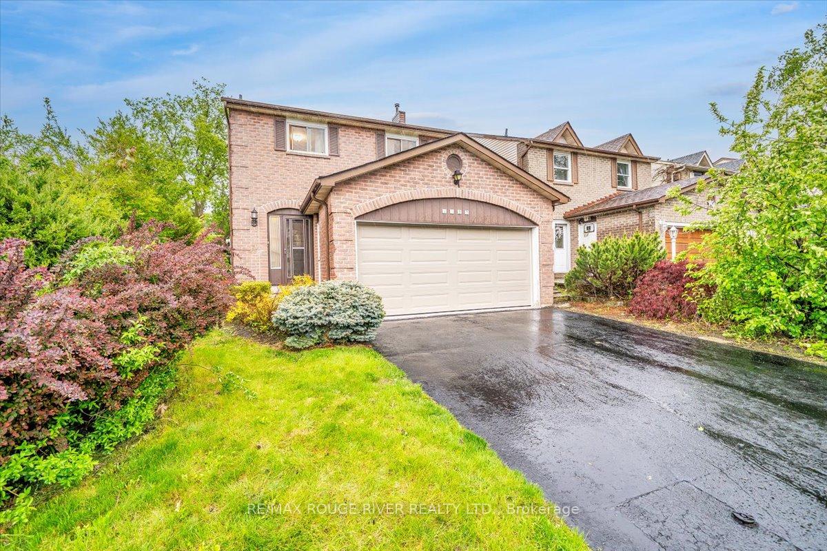 Photo 2 of 1522 Woodruff Crescent, Pickering, Amberlea — HOMEH