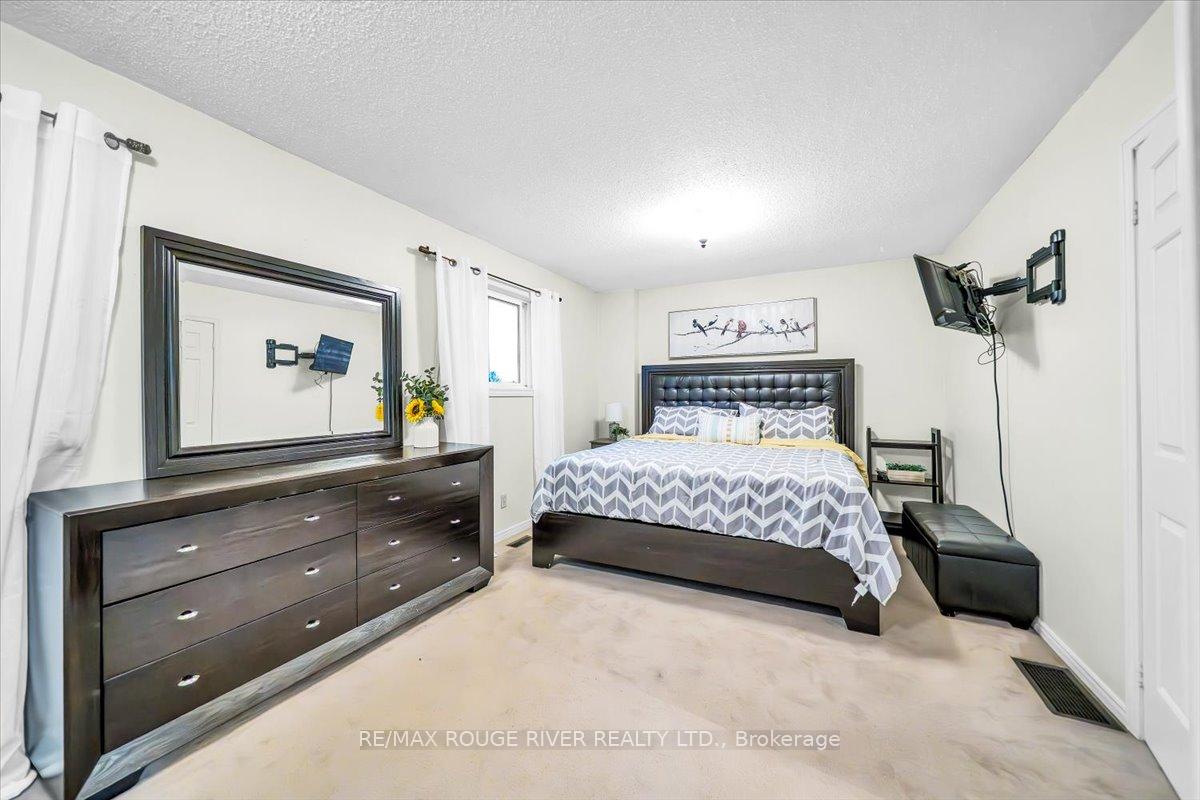 Photo 22 of 1522 Woodruff Crescent, Pickering, Amberlea — HOMEH