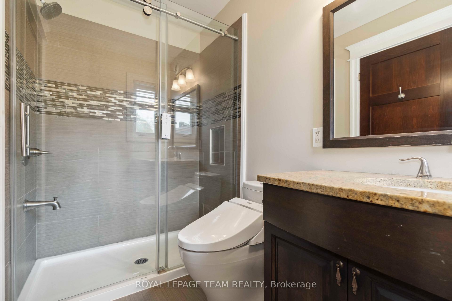 Photo 35 of 215 Stevenson Crescent, Renfrew — HOMEH
