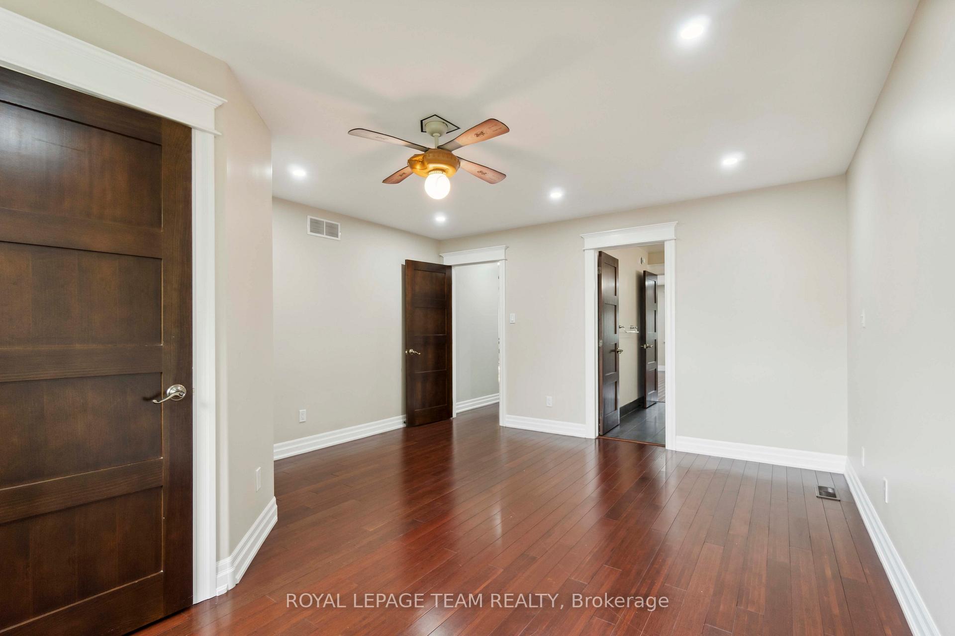 Photo 38 of 215 Stevenson Crescent, Renfrew — HOMEH