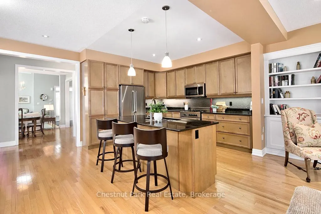 Photo 14 of 13 Collship Lane, Collingwood — HOMEH
