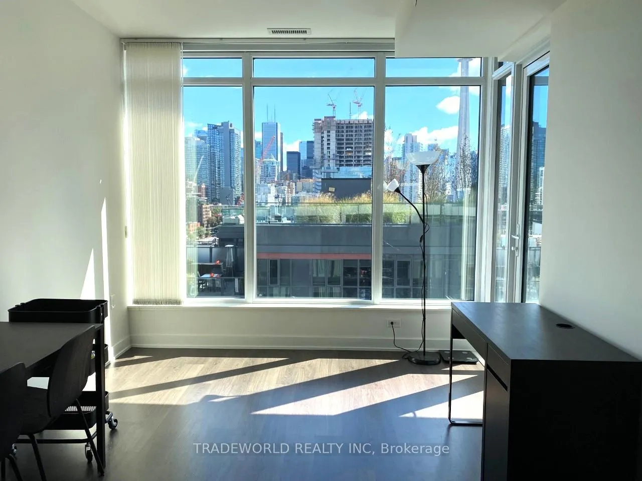 Photo 3 of Unit 1118E, 576 Front Street W, Toronto, Waterfront Communities — HOMEH