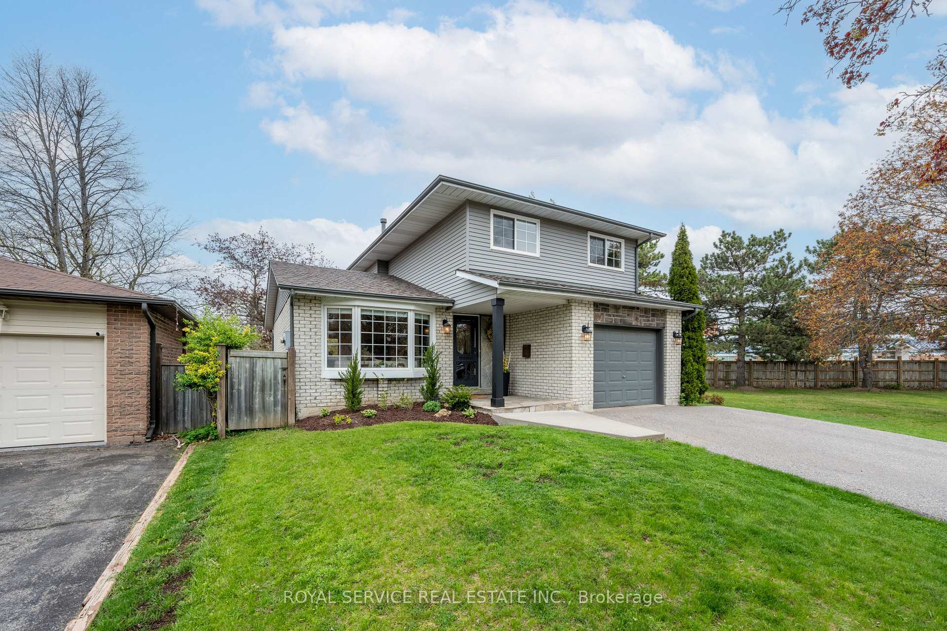 Front of 1174 Trillium Court