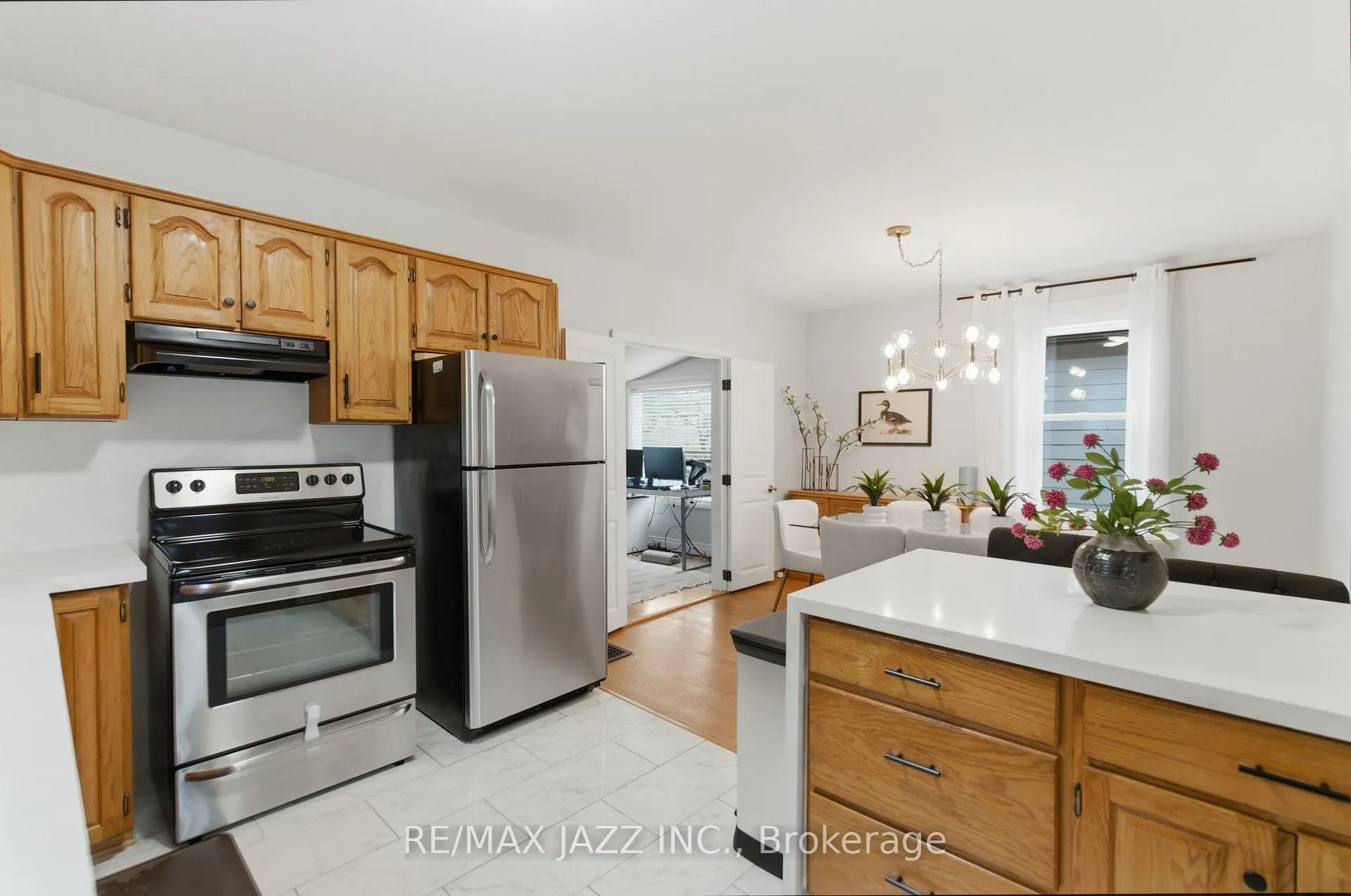 Photo 12 of 148 Conant Street, Oshawa, Lakeview — HOMEH