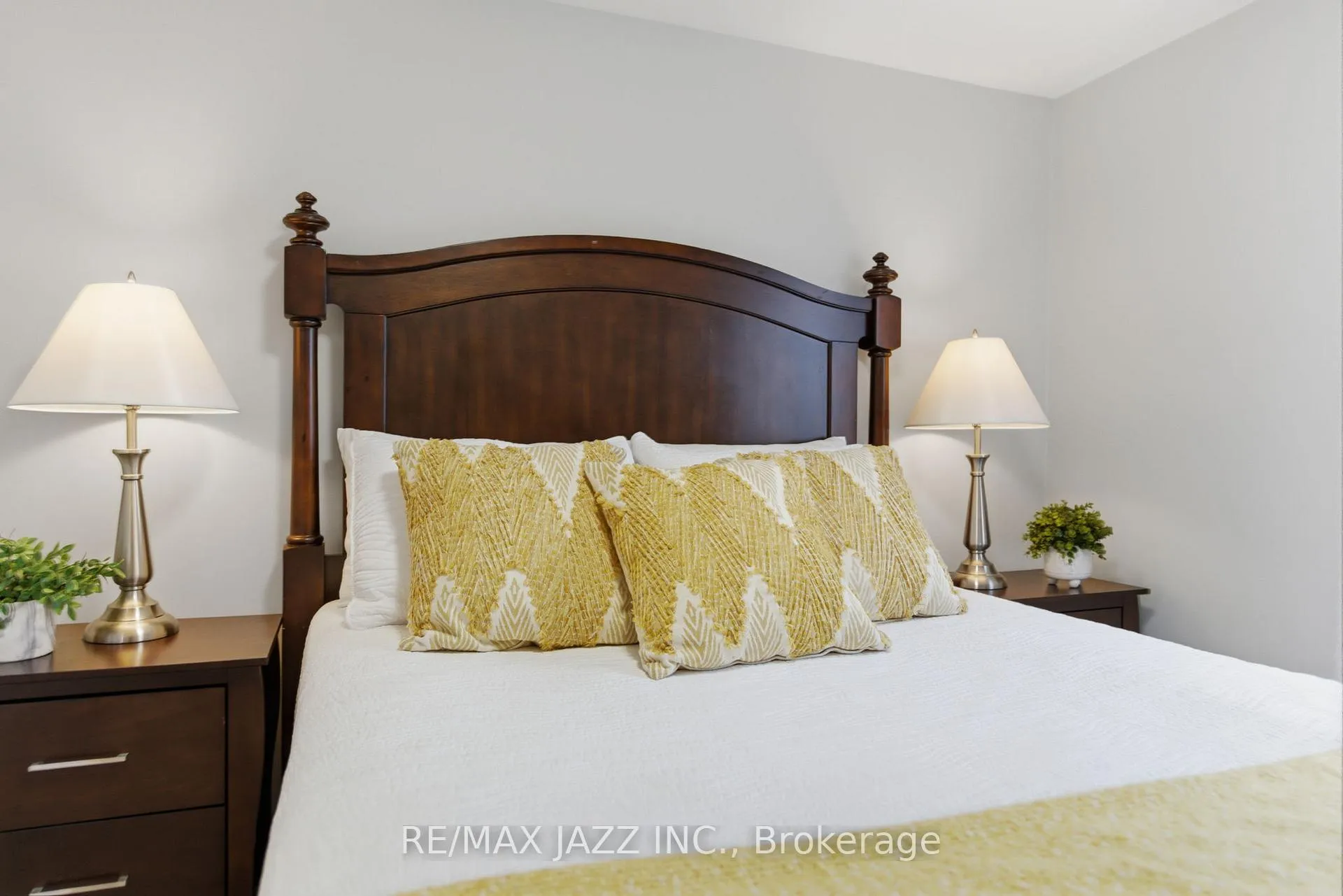 Photo 26 of 148 Conant Street, Oshawa, Lakeview — HOMEH