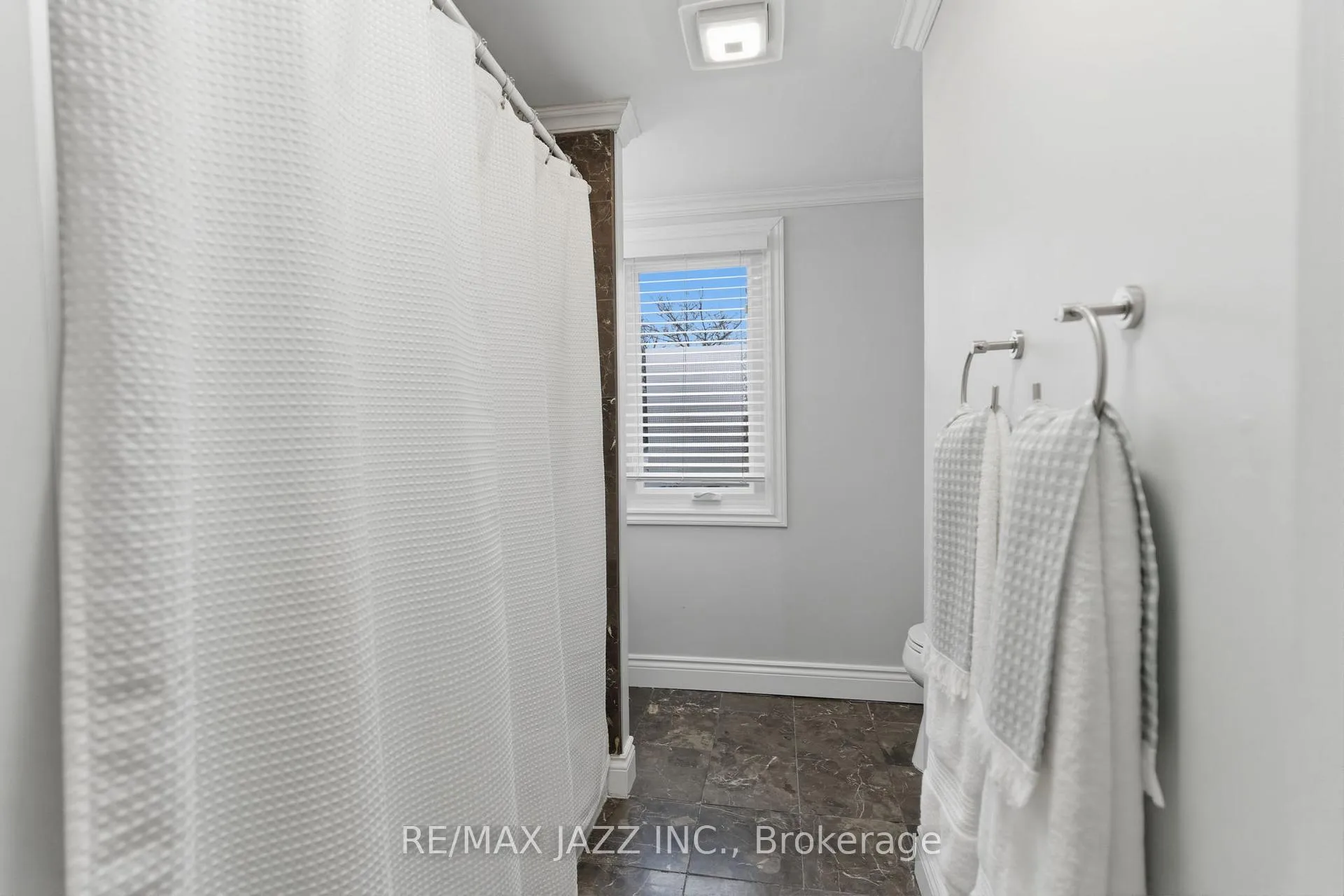 Photo 36 of 148 Conant Street, Oshawa, Lakeview — HOMEH