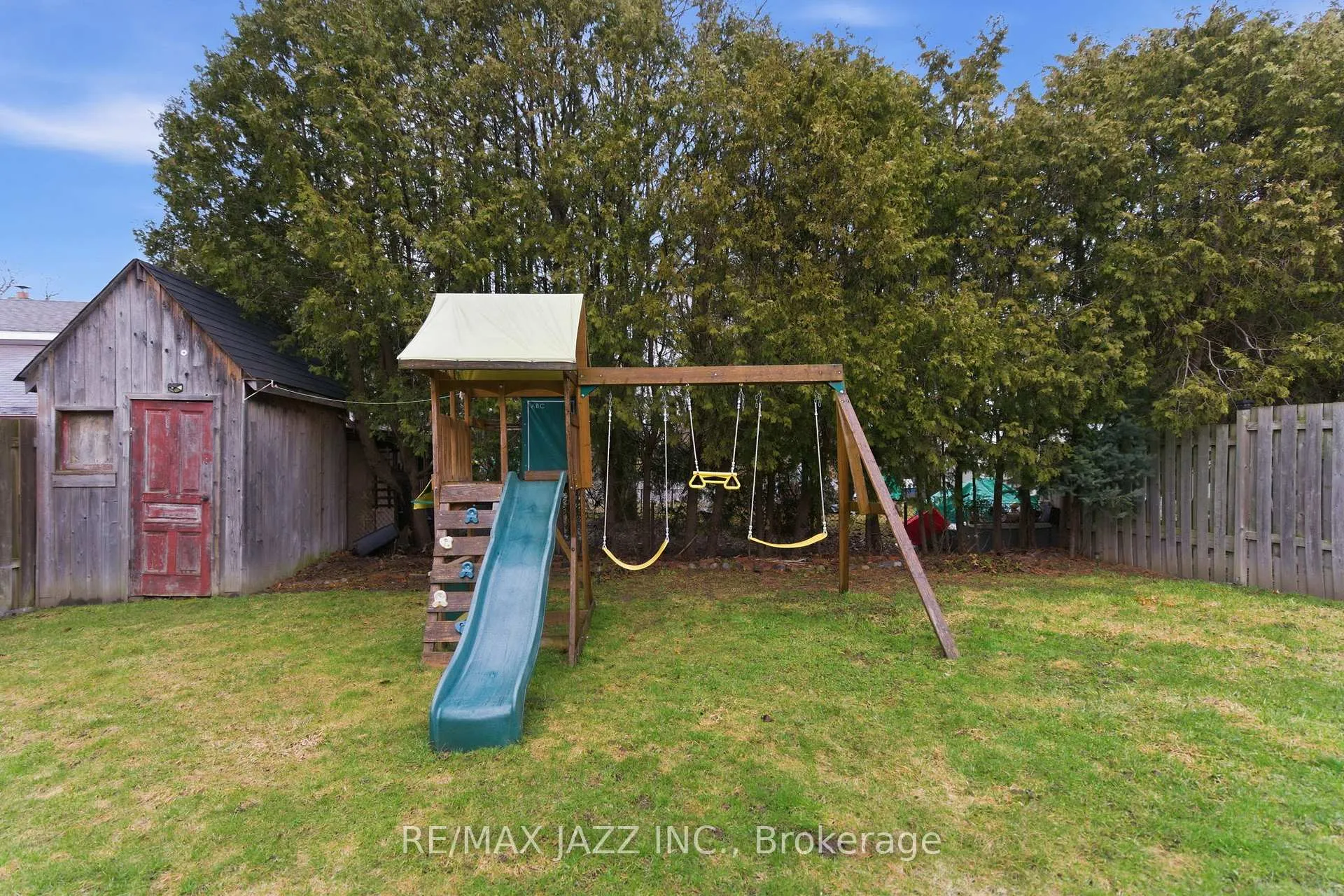 Photo 40 of 148 Conant Street, Oshawa, Lakeview — HOMEH