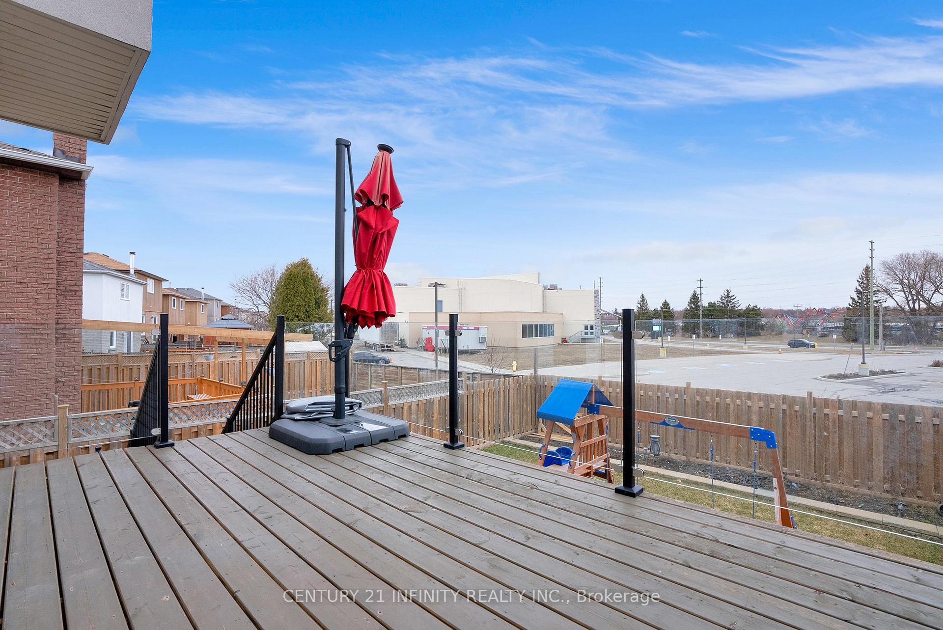 Photo 35 of 1559 Marshcourt Drive, Pickering, Village East — HOMEH
