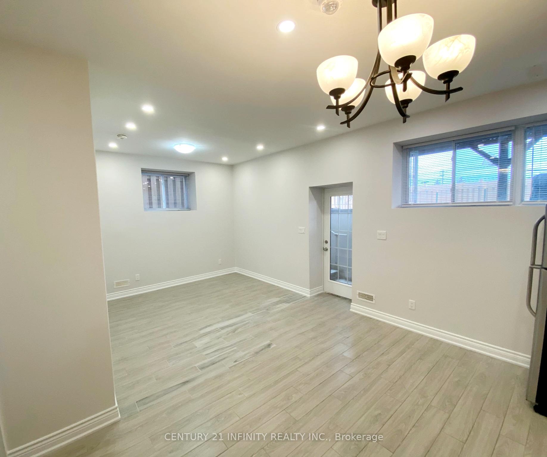 Photo 38 of 1559 Marshcourt Drive, Pickering, Village East — HOMEH