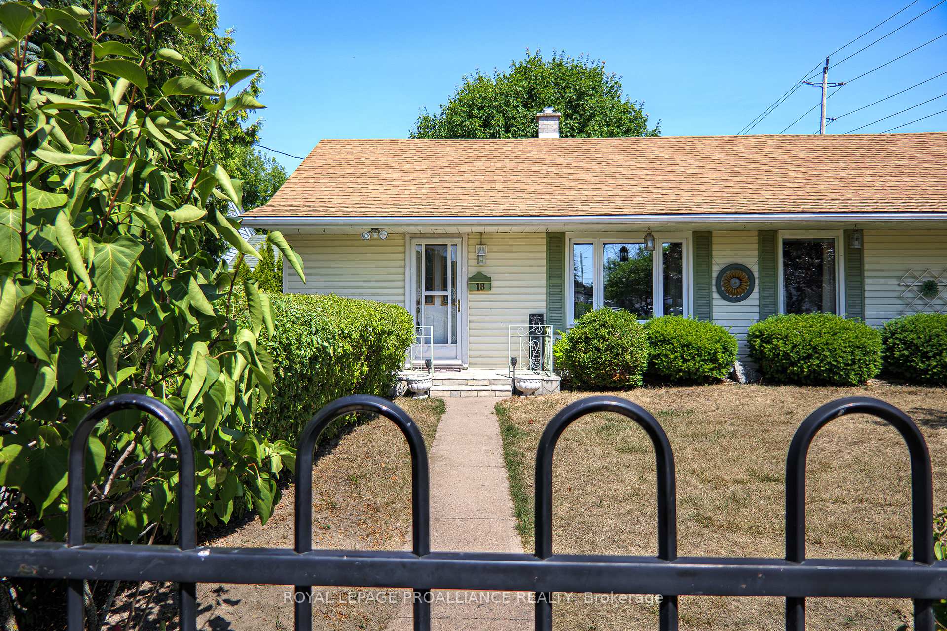 Photo 5 of 18 Jackson Street, Quinte West, Trenton Ward — HOMEH