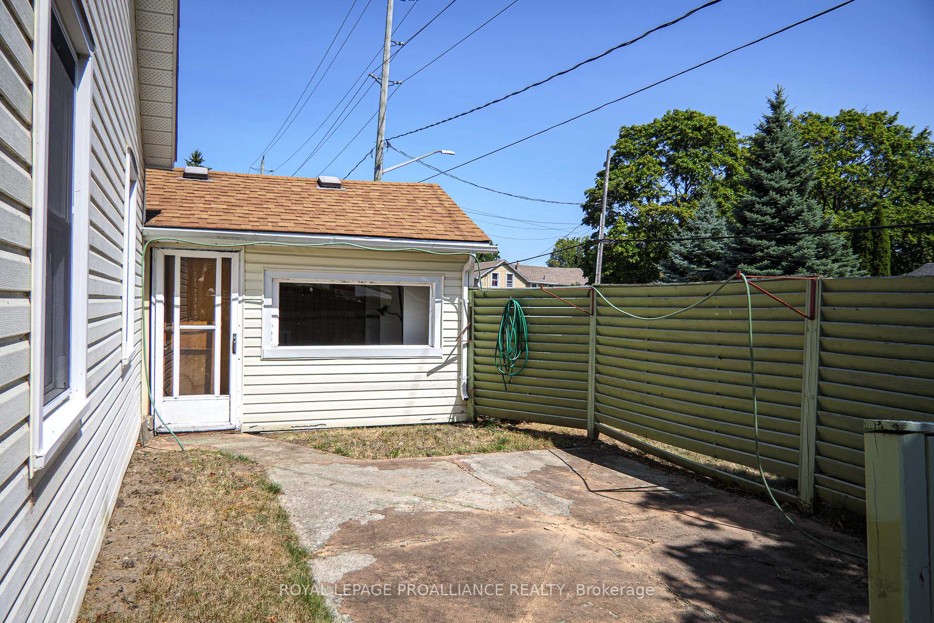 Photo 8 of 18 Jackson Street, Quinte West, Trenton Ward — HOMEH