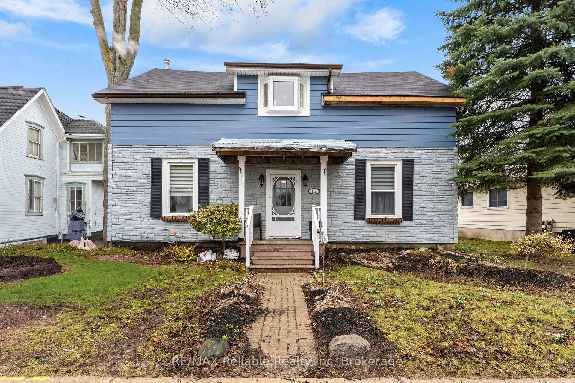 Photo 1 of 112 Goderich Street W, Huron East, Seaforth — HOMEH