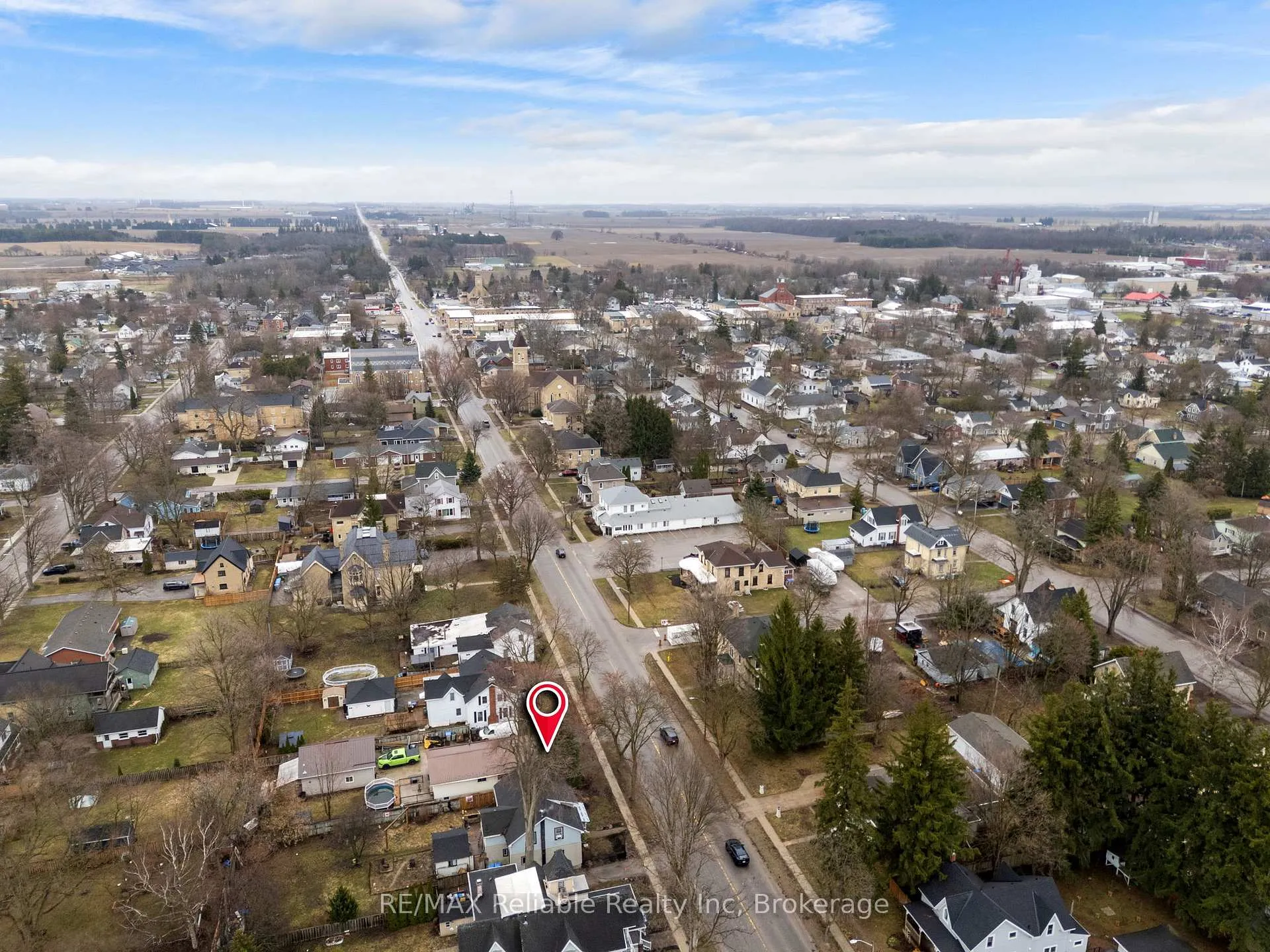 Photo 5 of 112 Goderich Street W, Huron East, Seaforth — HOMEH