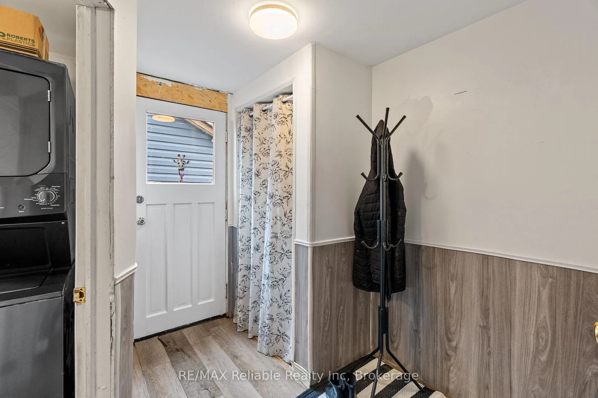 Photo 16 of 112 Goderich Street W, Huron East, Seaforth — HOMEH