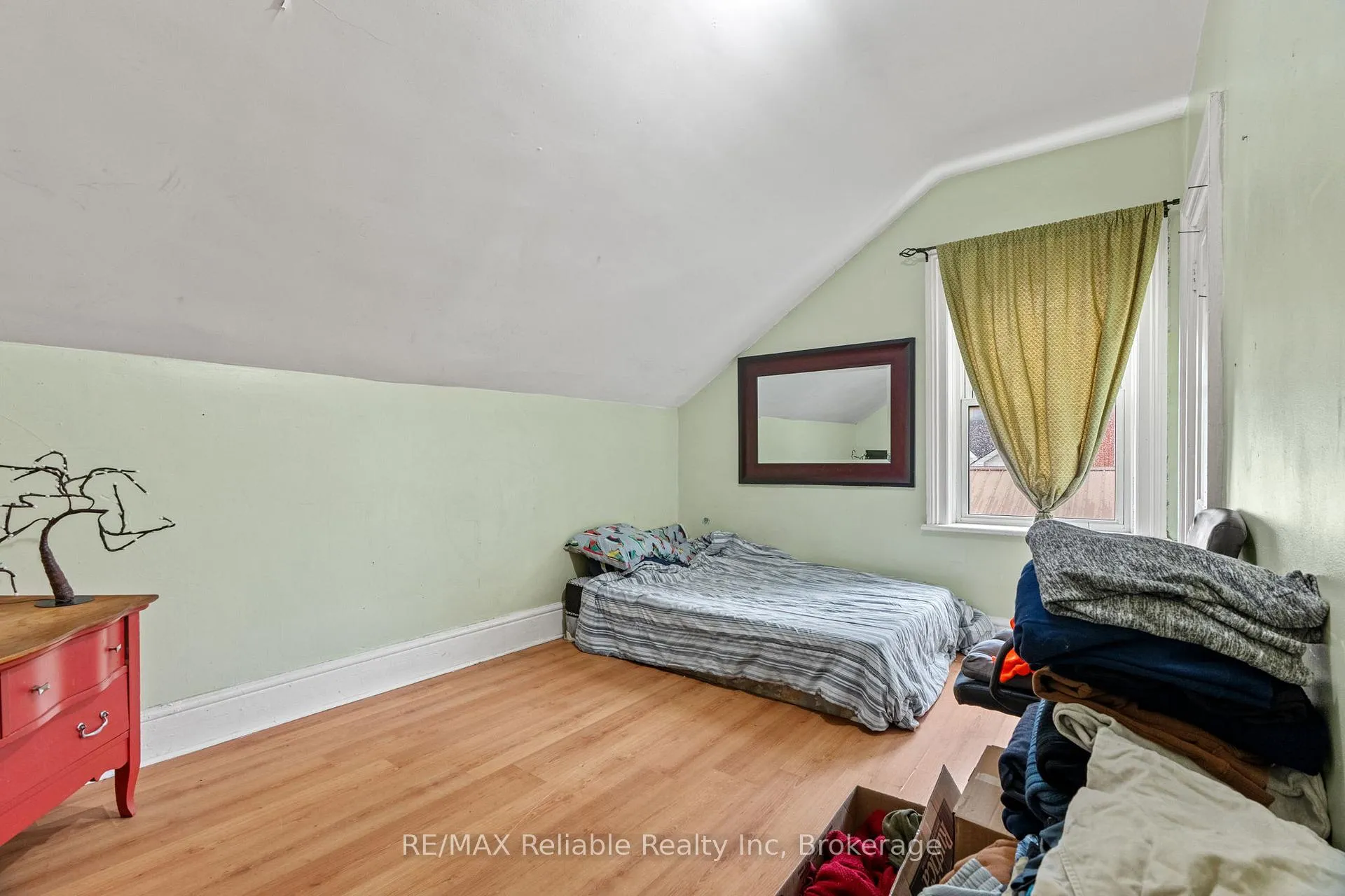 Photo 22 of 112 Goderich Street W, Huron East, Seaforth — HOMEH