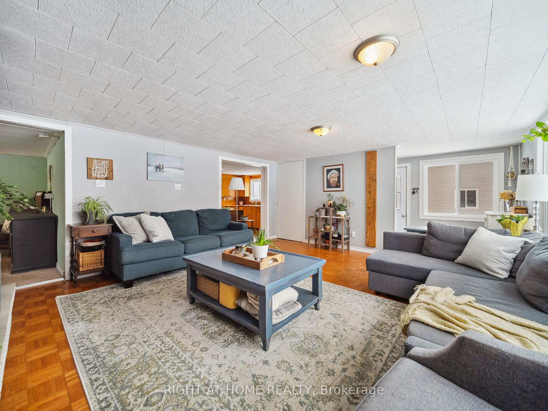 Photo 6 of 7 Henry Street, Ramara, Atherley — HOMEH