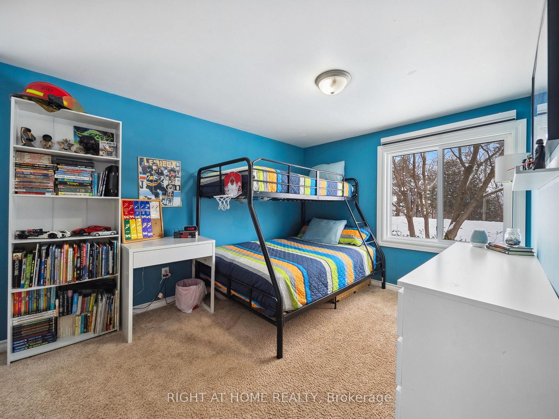 Photo 9 of 7 Henry Street, Ramara, Atherley — HOMEH
