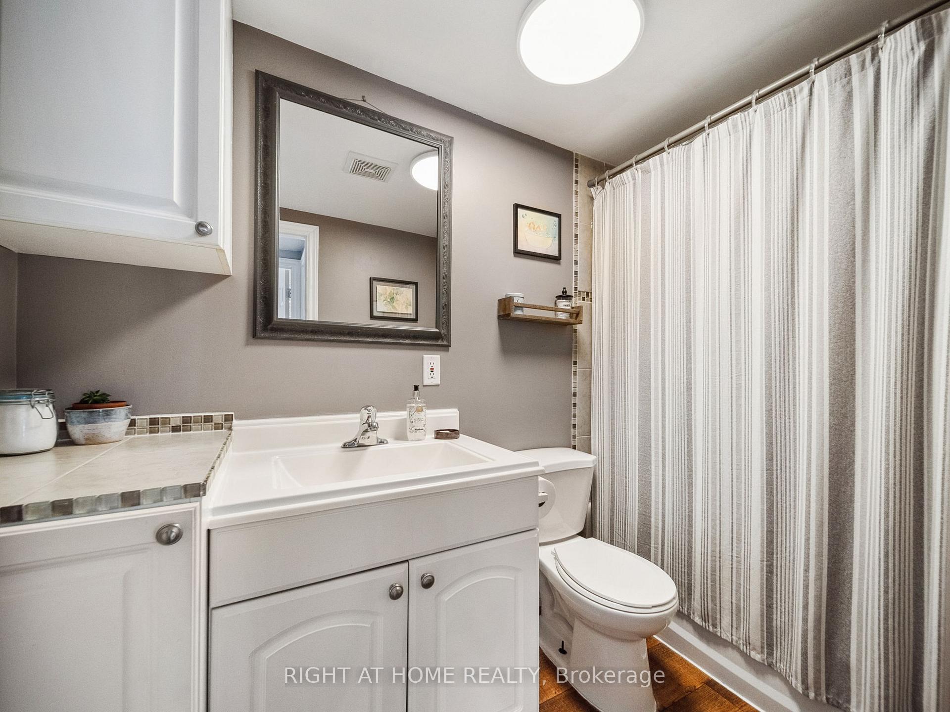 Photo 10 of 7 Henry Street, Ramara, Atherley — HOMEH