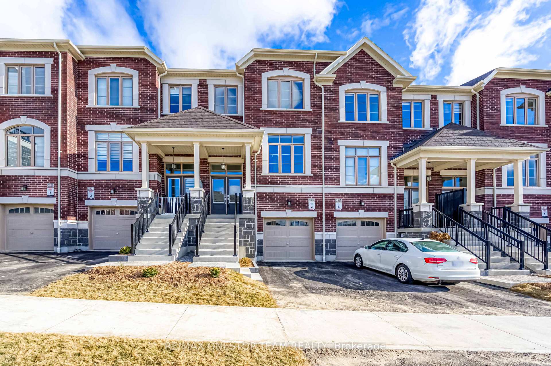Photo 1 of 2819 Albatross Way, Pickering, Rural Pickering — HOMEH