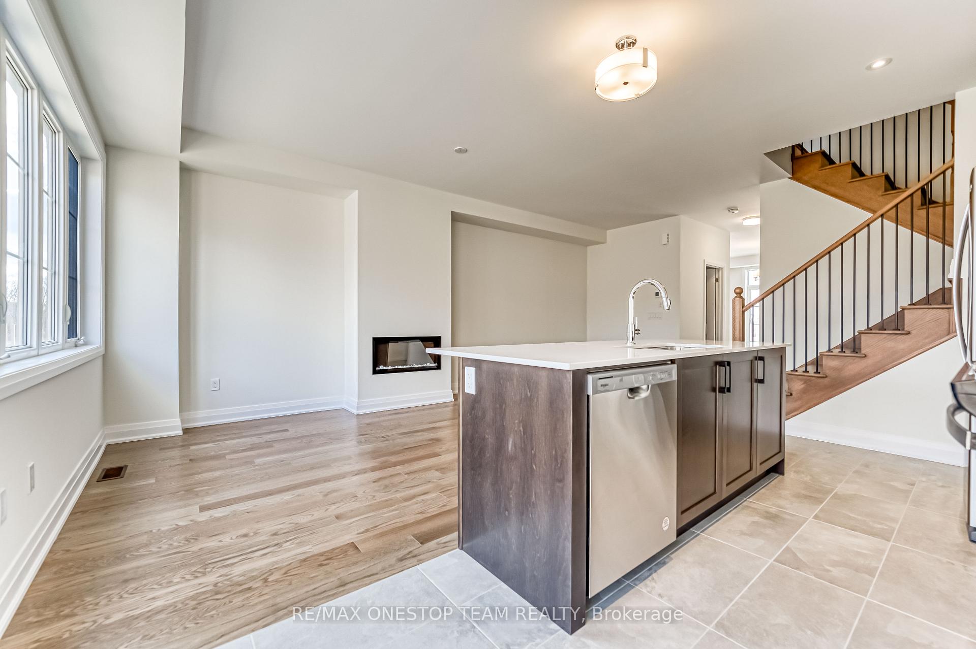Photo 14 of 2819 Albatross Way, Pickering, Rural Pickering — HOMEH