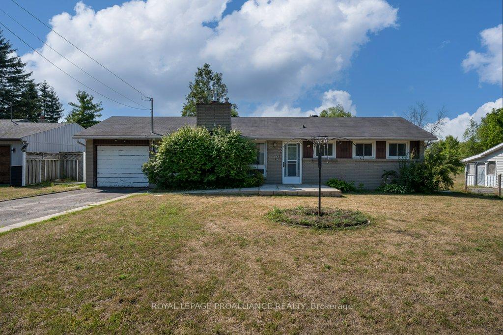 Photo 1 of 24 Quinte Road, Quinte West, Trenton Ward — HOMEH