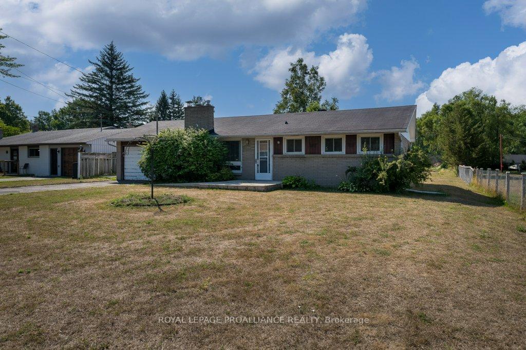 Photo 2 of 24 Quinte Road, Quinte West, Trenton Ward — HOMEH