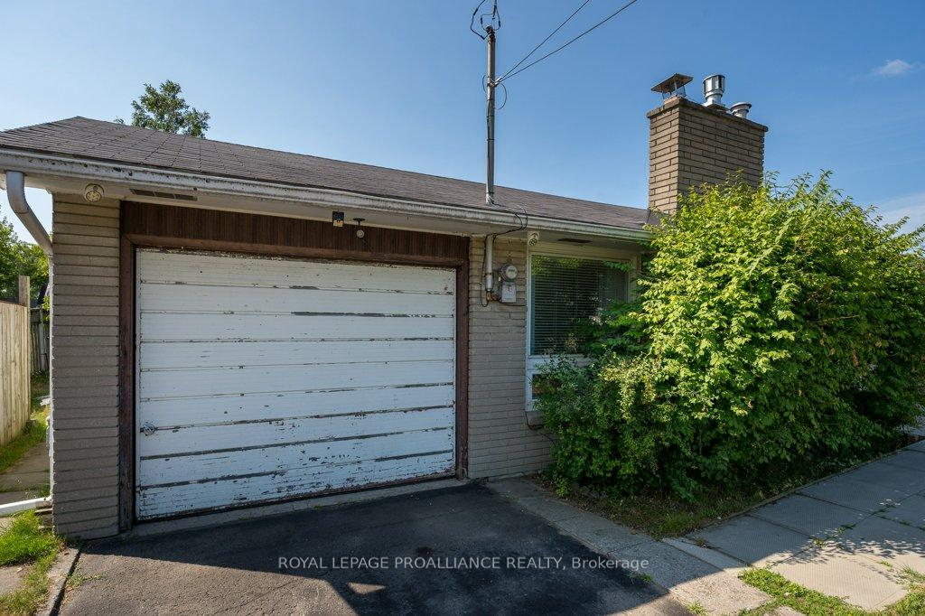 Photo 32 of 24 Quinte Road, Quinte West, Trenton Ward — HOMEH