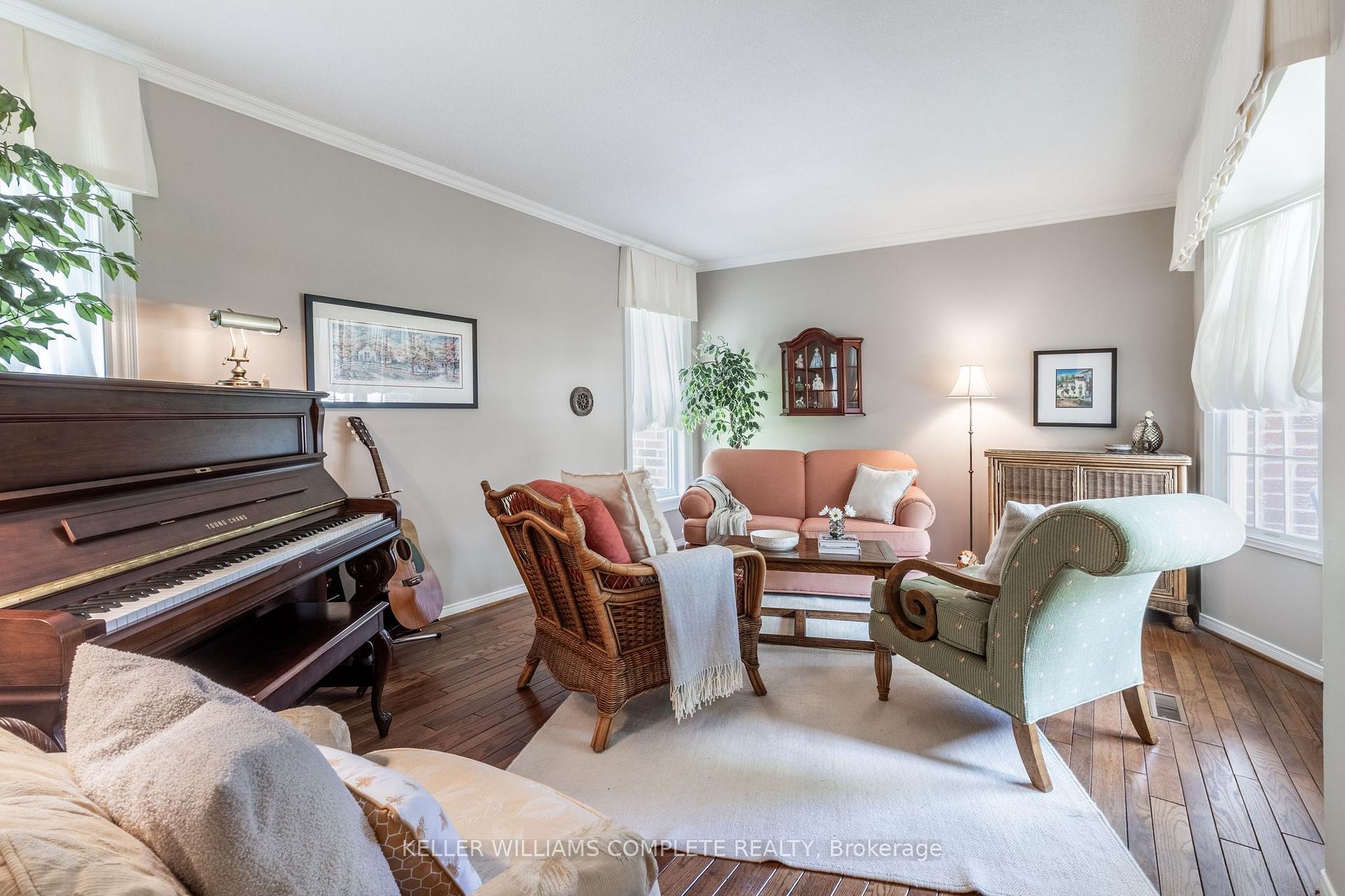 Photo 16 of 1138 Pebblestone Crescent, Pickering, Liverpool — HOMEH