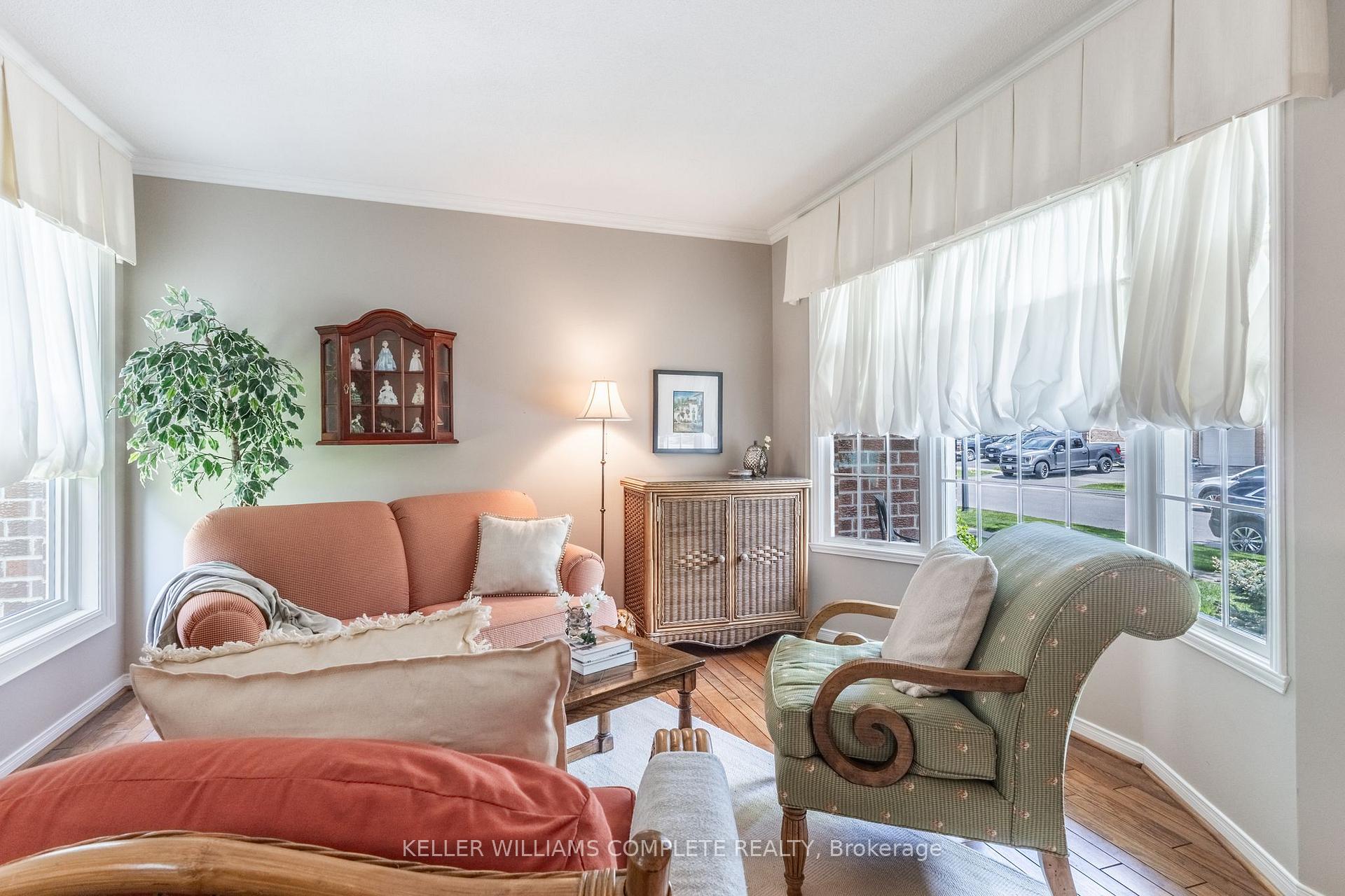 Photo 17 of 1138 Pebblestone Crescent, Pickering, Liverpool — HOMEH
