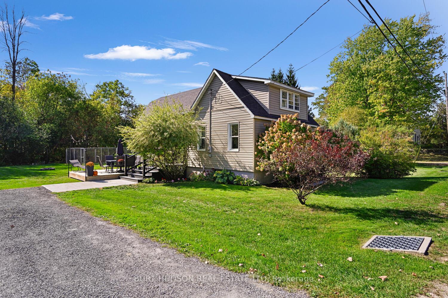 Photo 1 of 7 Simcoe Street, Rideau Lakes, Rideau Lakes (Newboro) Twp — HOMEH